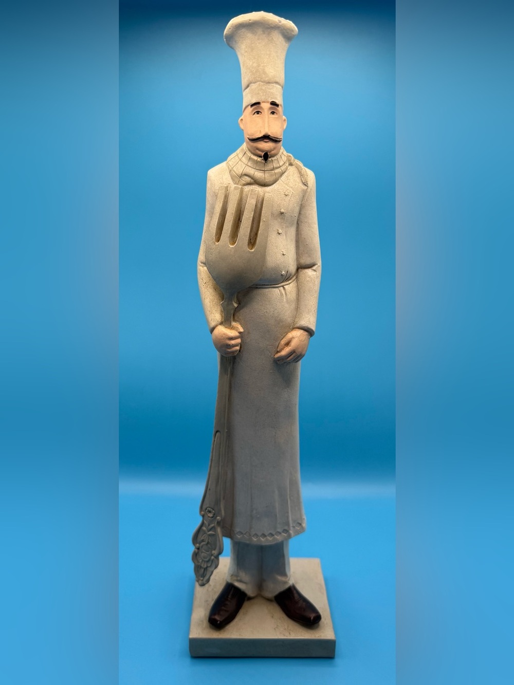 Neutral Chef Statue Figurine - Decorative Home Art